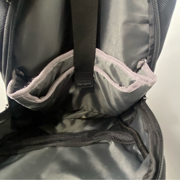 TARGUS 15.6” Legend IQ Backpack - Picture 7 of 14